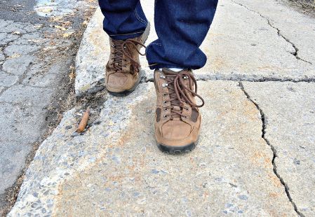 Can I Sue for Tripping on a Broken Sidewalk in Georgia?