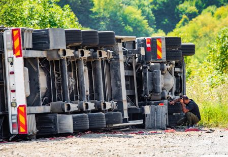 Do Truckers Keep Their Job If They’ve Been in Crashes Before?